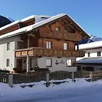 Апартаменты In Near Slopes *